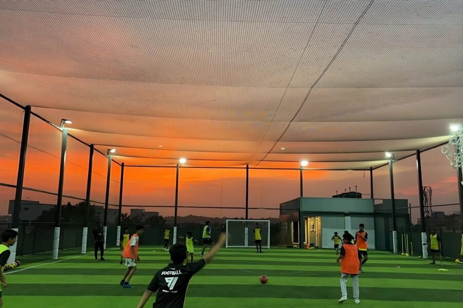 Roviz Arena centre